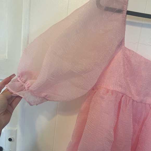 Pink Puff Sleeve Dress (Size M, Stretchy) - Picture 2 of 6